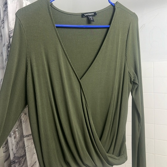 Express blouse olive green size medium - Picture 1 of 5